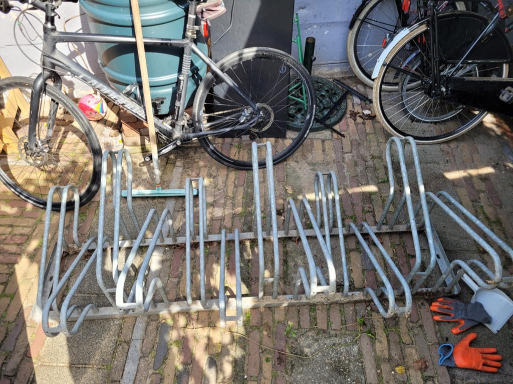 Fietsenrek voor 12 fietsen - Gebruikt maar functioneel, Ophalen, Gebruikt