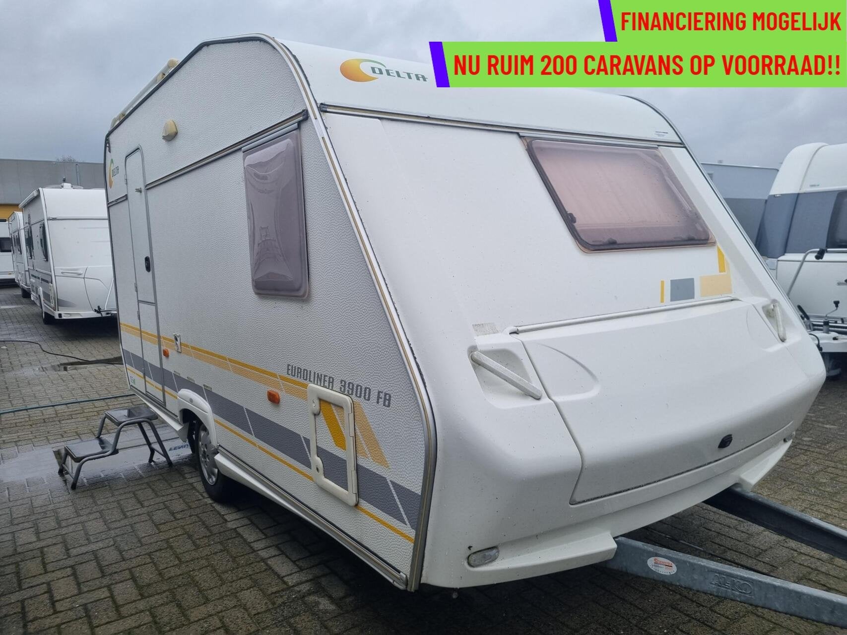 DELTA EUROLINER 3900 FB FRANSBED + VOORTENT + EINDKEUKEN, Caravans en Kamperen, Caravans, Serviceluik, Bedrijf, 750 - 1000 kg