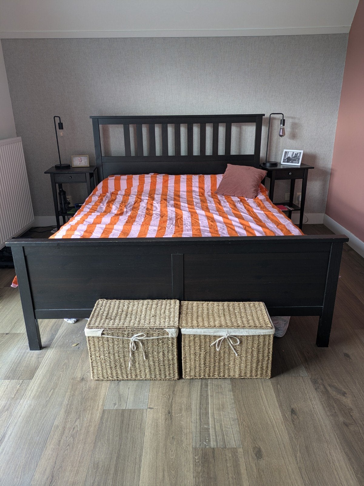 Ikea Hemnes bedframe 160 cm breed, Huis en Inrichting, Slaapkamer | Bedden, Ophalen, Gebruikt, Bruin, Tweepersoons
