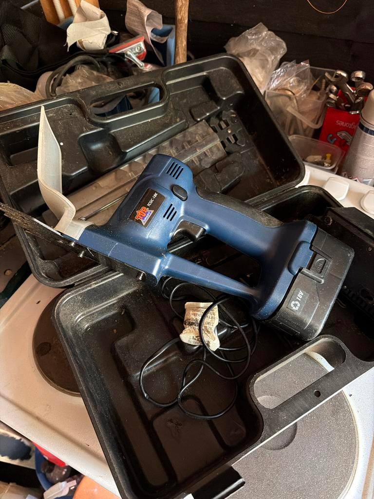 Accu heggenschaar/gras trimmer 18V, Ophalen of Verzenden, Zo goed als nieuw