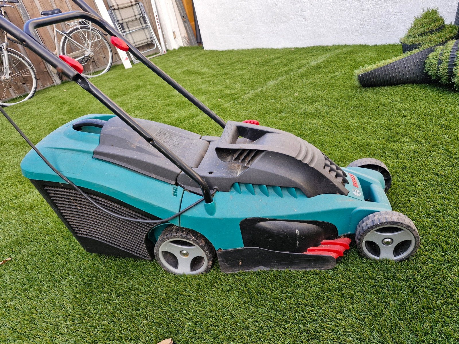 Bosch Rotak 34 elektrische grasmaaier - 34 cm - 1300 W, Ophalen, Cirkelmaaier, Gebruikt, Elektrische grasmaaier
