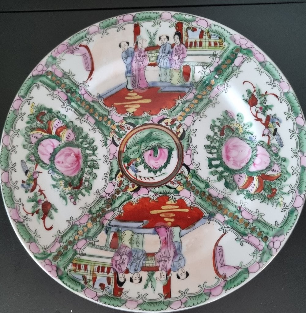 Mooi Chinees bord in Rozenmedaillonstijl, Verzenden