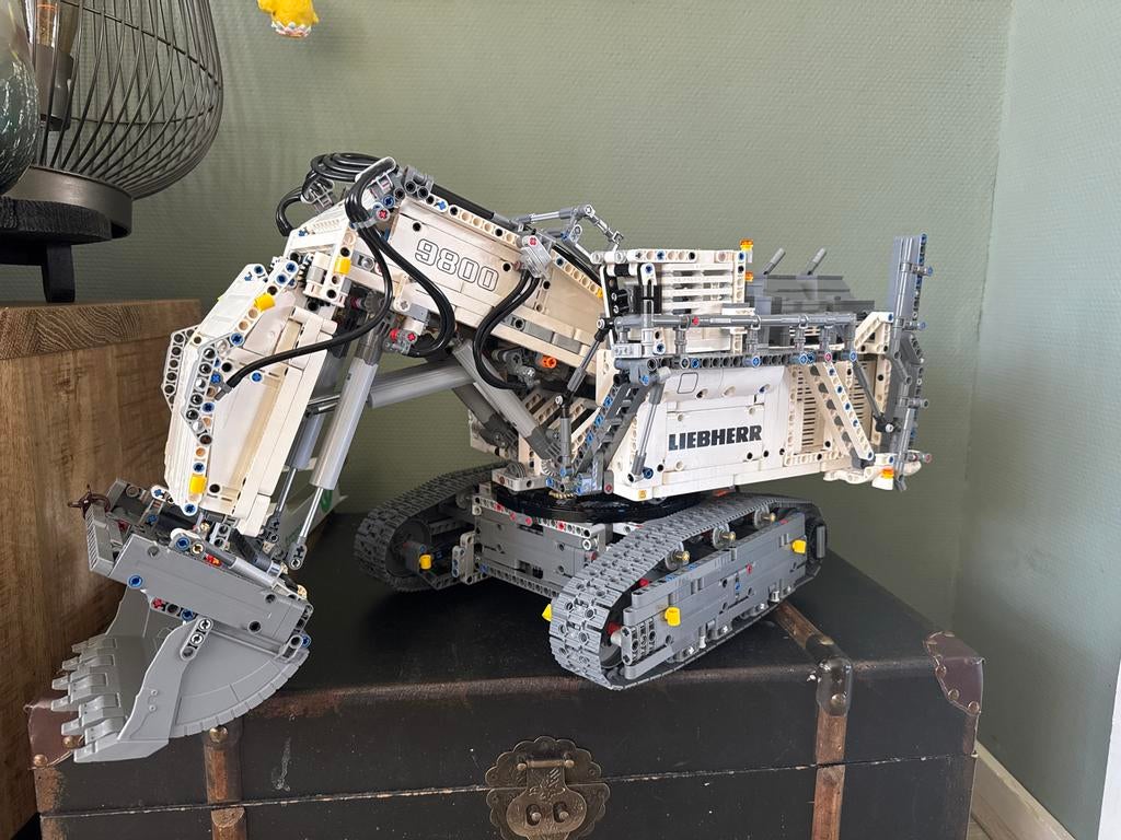 Lego Technic Liebherr R 9800 Graafmachine, Gebruikt, Ophalen, Overige merken, Groter dan 1:32