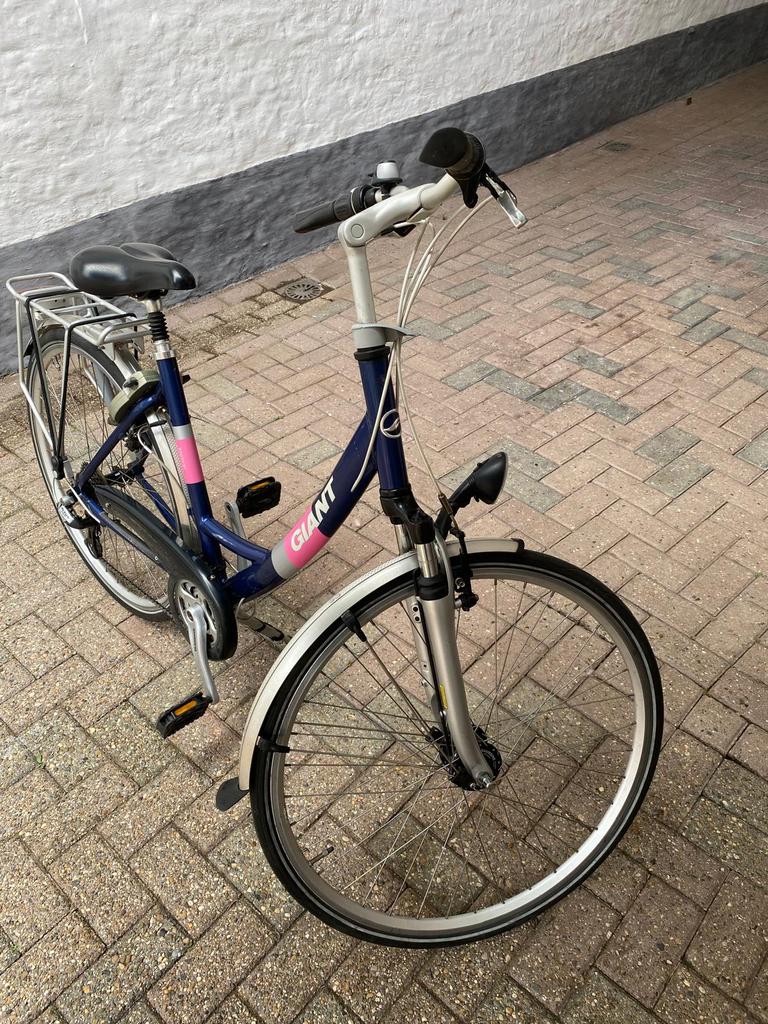 te koop: giant damesfiets, Fietsen en Brommers, Ophalen of Verzenden, Gebruikt, Giant