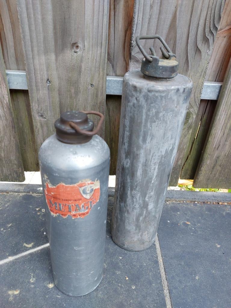 Twee vintage kruiken, Antiek en Kunst, Curiosa en Brocante, Ophalen
