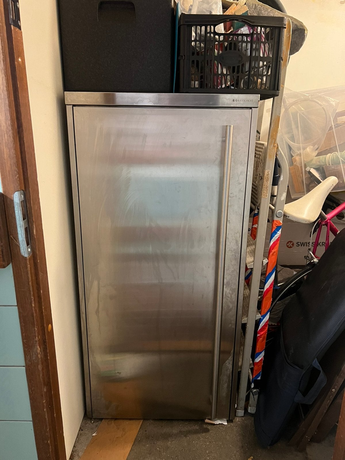 Koelkast rvs Bosch solitaire, Ophalen, 120 tot 140 cm, 200 liter of meer, 45 tot 60 cm