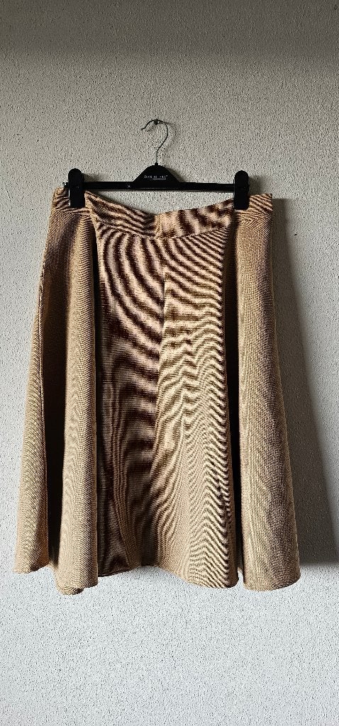 Banned rok, maat XL, zo goed als nieuw (26), Bruin, Rok, Ophalen of Verzenden, Zo goed als nieuw