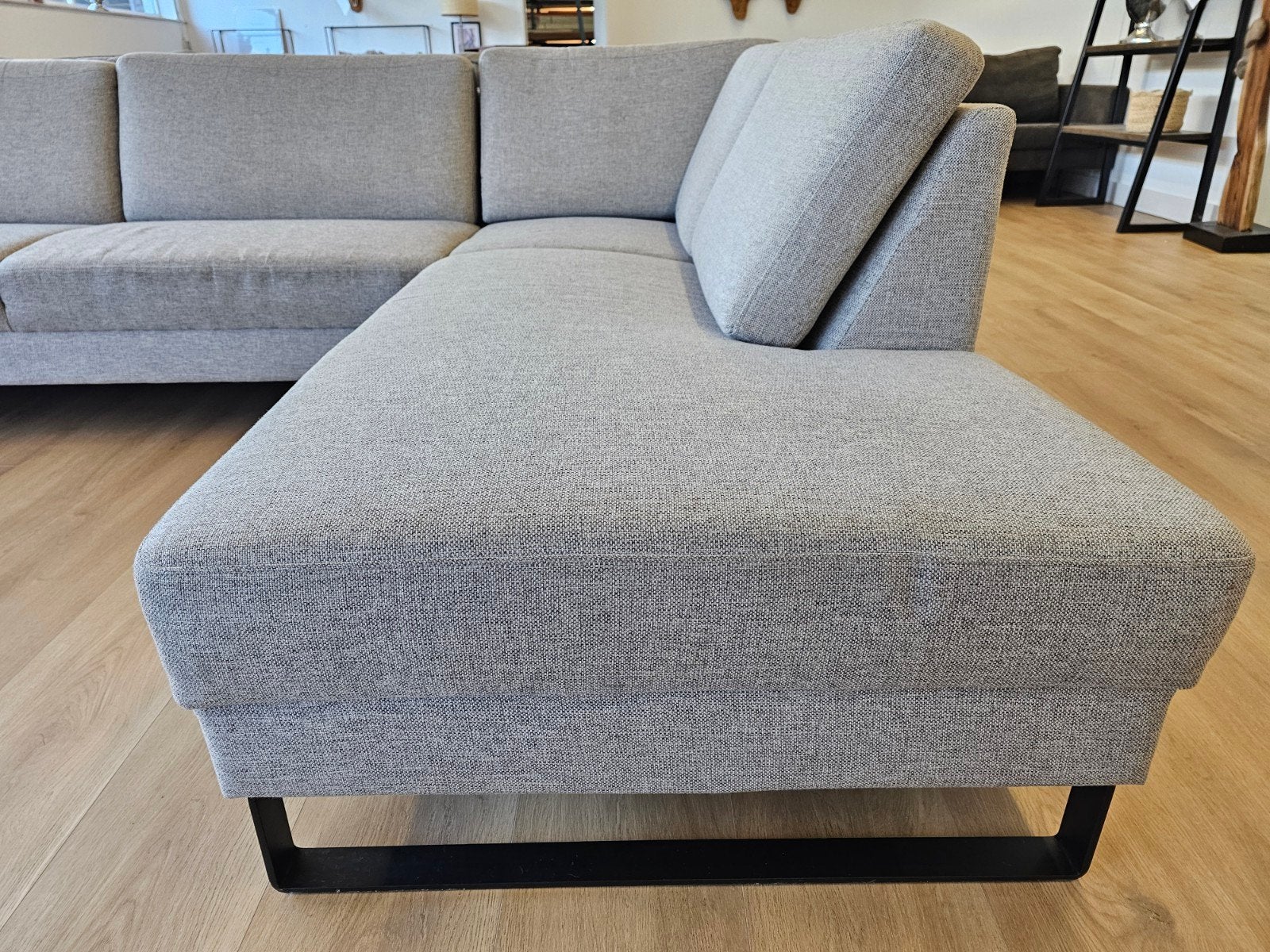 Hoekbank  - Textiel, 125 cm of meer, 125 cm of meer, Zo goed als nieuw, Info@homefriesland.nl
