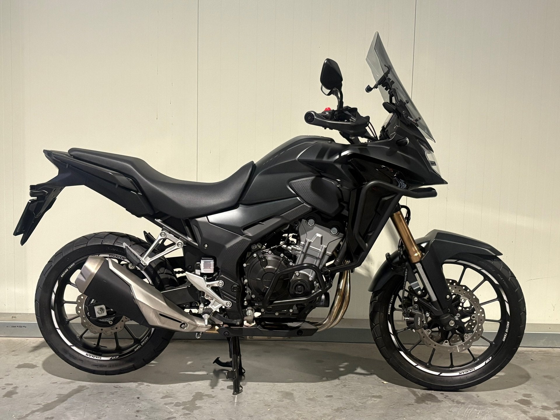 Honda CB500X / CB 500 X | 2.525 km | 2023 | Fabrieksgarantie, Honda Motor Europe Limited, ABS, Toermotor, Customer.service@honda-eu.com