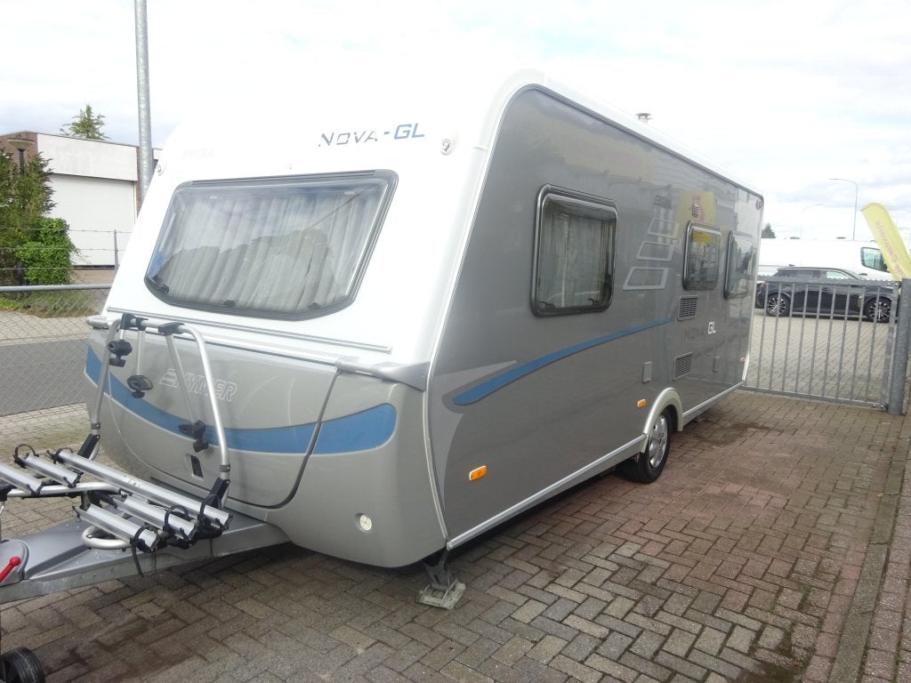Eriba Nova 530 Met Mover en Luifel, Rondzit, 7 tot 8 meter, Bedrijf, Eriba