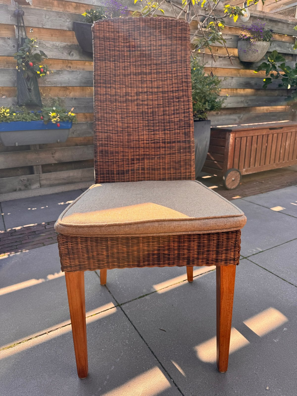 6 rotan eetkamerstoelen en kussens, Ophalen, Gebruikt, Bruin, Riet of Rotan