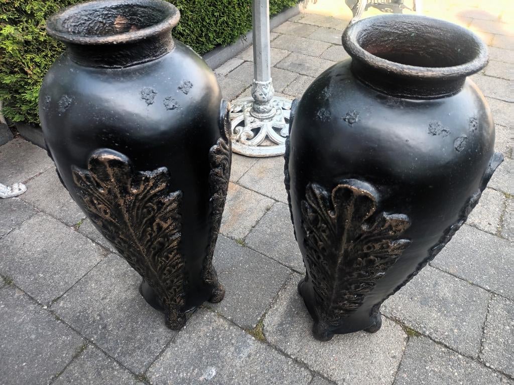 Twee grote vazen voor binnen of buiten, Antiek en Kunst, Ophalen