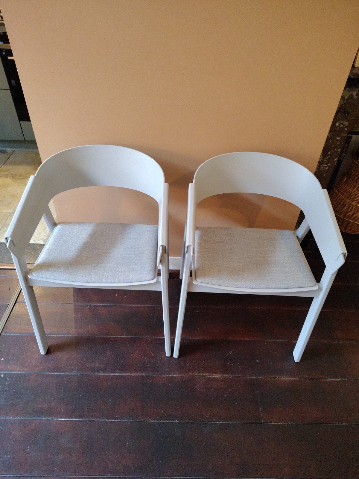 2 Muuto Cover design eetkamer stoelen grijs, Modern design, Gebruikt, Twee, Ophalen of Verzenden