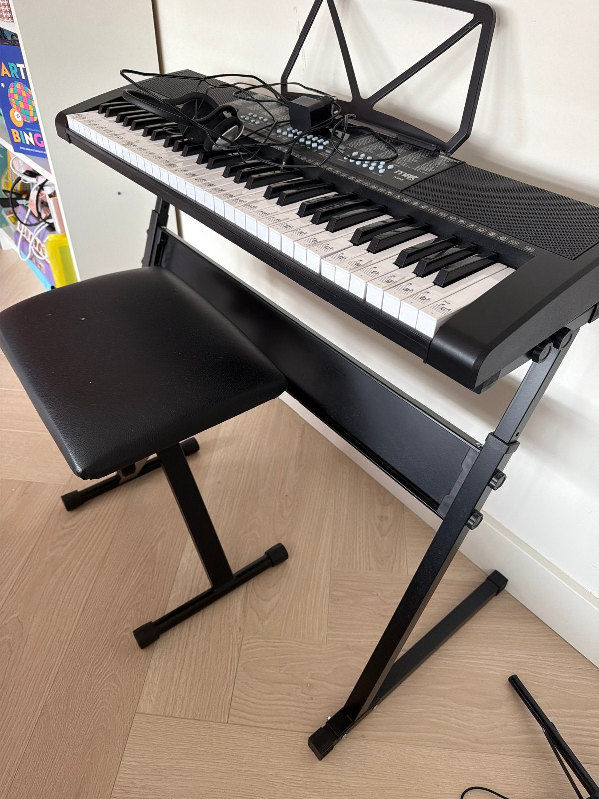 MAX KB4 Keyboard Piano 61 Toetsen - Compleet Muziekinstrumen, Met standaard, Ophalen, Overige merken, 61 toetsen