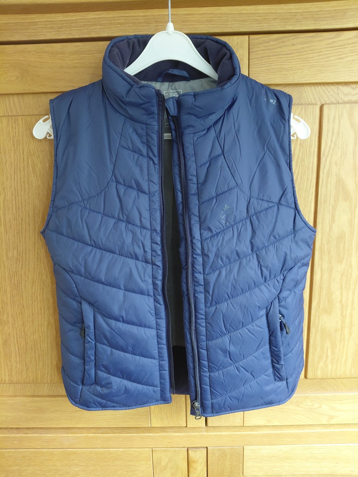 Decathlon Bodywarmer - Maat 141-150cm (10-11 jaar), Kleding | Dames, Ophalen of Verzenden, Zo goed als nieuw, Maat 34 (XS) of kleiner