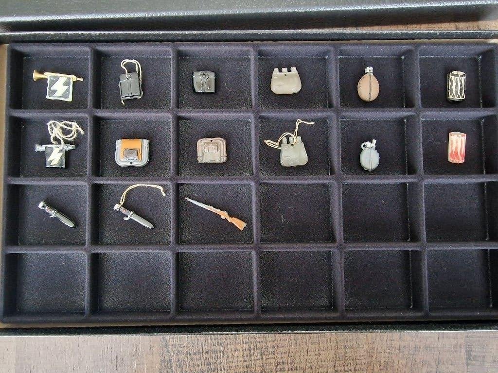 Winterhilfswerk speldjes duitse jeugd, Ophalen of Verzenden, Overige soorten, Duitsland, Miniatuur of Beeldje