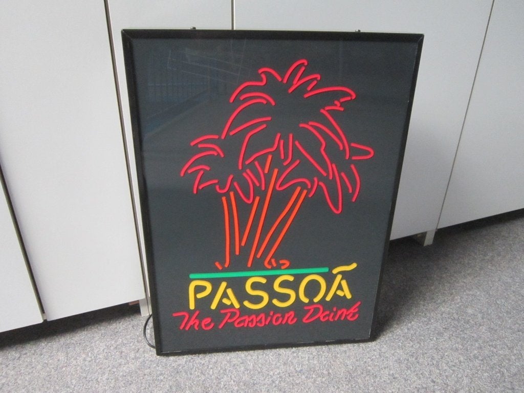 PASSOA LAMP LICHTRECLAME, Ophalen, Zo goed als nieuw, Lichtbak of (neon) lamp