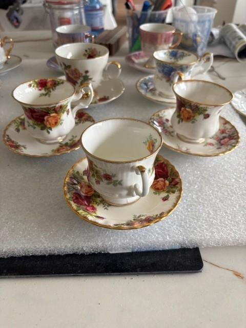 Vintage Royal Albert kop & schotel compleet, Ophalen