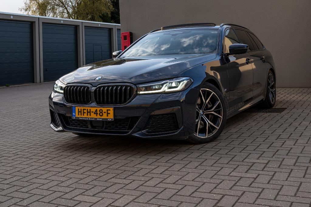 BMW 5-Serie 530d 286pk Aut 2021 Zwart, Auto's, BMW, Automaat, Achterwielaandrijving, 2993 cc, 2000 kg