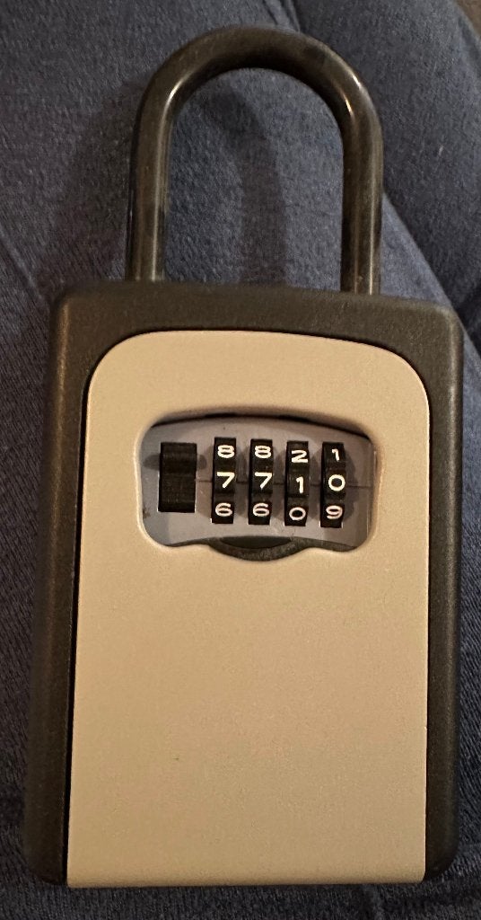 Key Lock Box with Combination