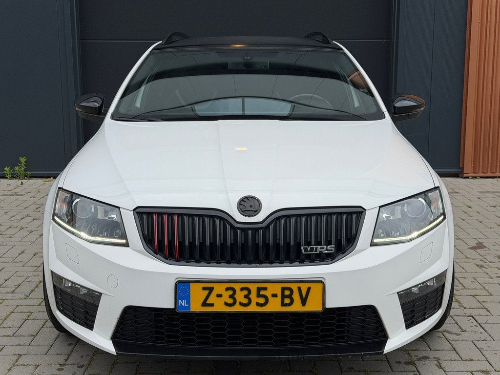 Skoda Octavia 2.0 TSI RS | CarPlay | Stoelverwarming | Clima, Auto's, Skoda, Voorwielaandrijving, Gebruikt, 4 cilinders, 1984 cc