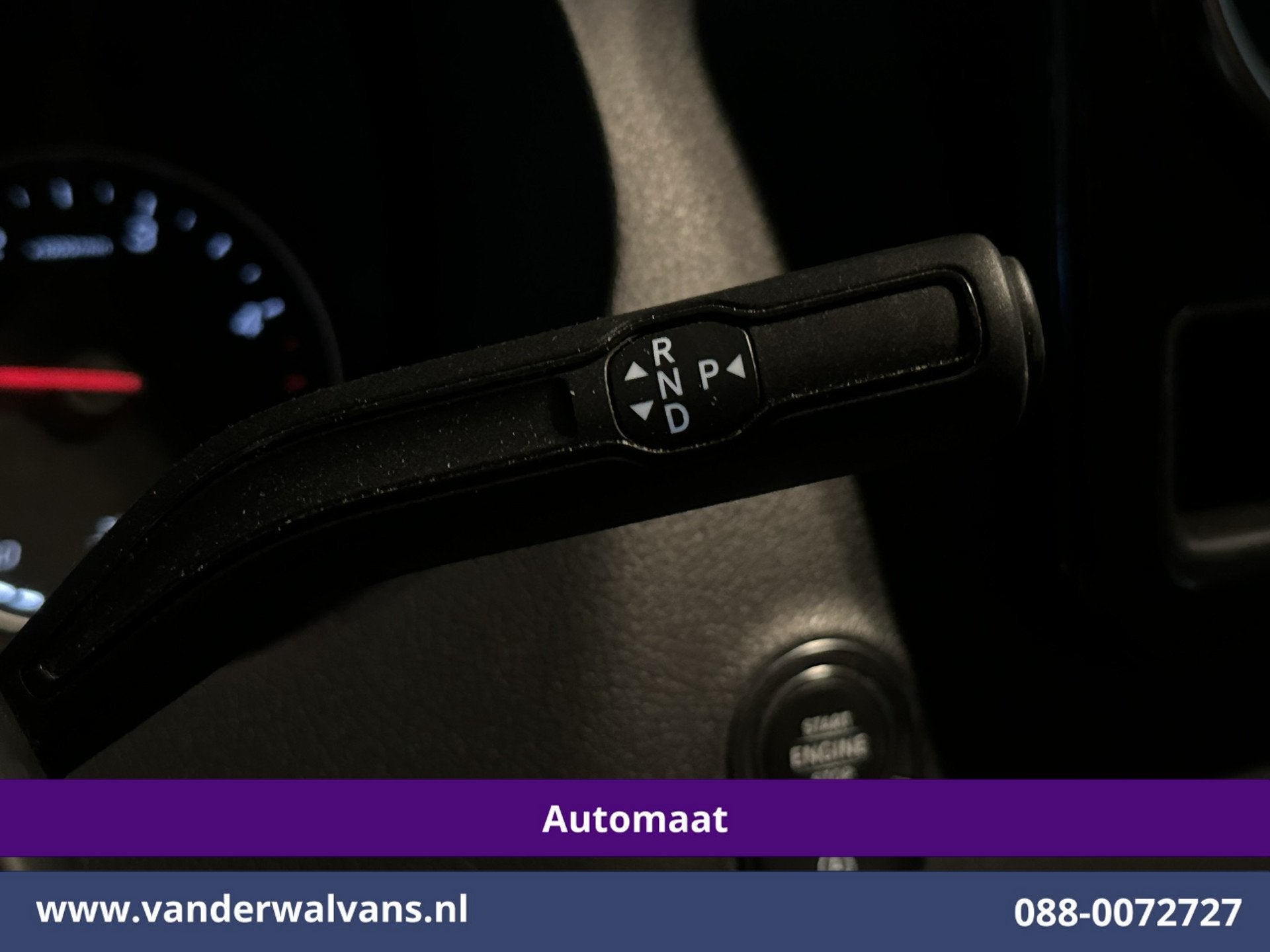 Mercedes-Benz Sprinter 215 CDI 150pk 9G-Tronic Automaat L2H1, Auto's, Dealer onderhouden, Stof, Gebruikt, Zwart