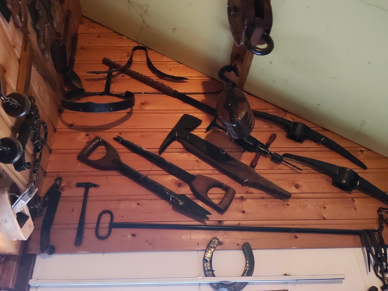 Grote collectie antiek gereedschap en landbouwwerktuigen, Ophalen of Verzenden