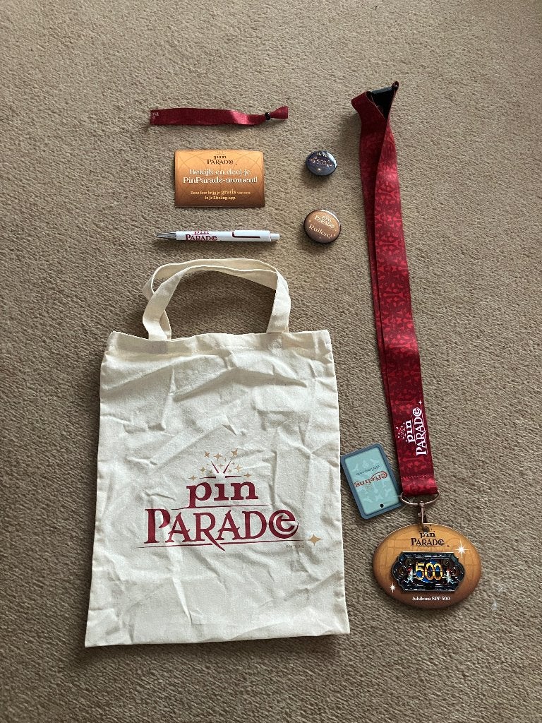Efteling Pin Parade Gift bag en 500 pin, Verzamelen, Efteling, Ophalen, Nieuw, Button of Speldje