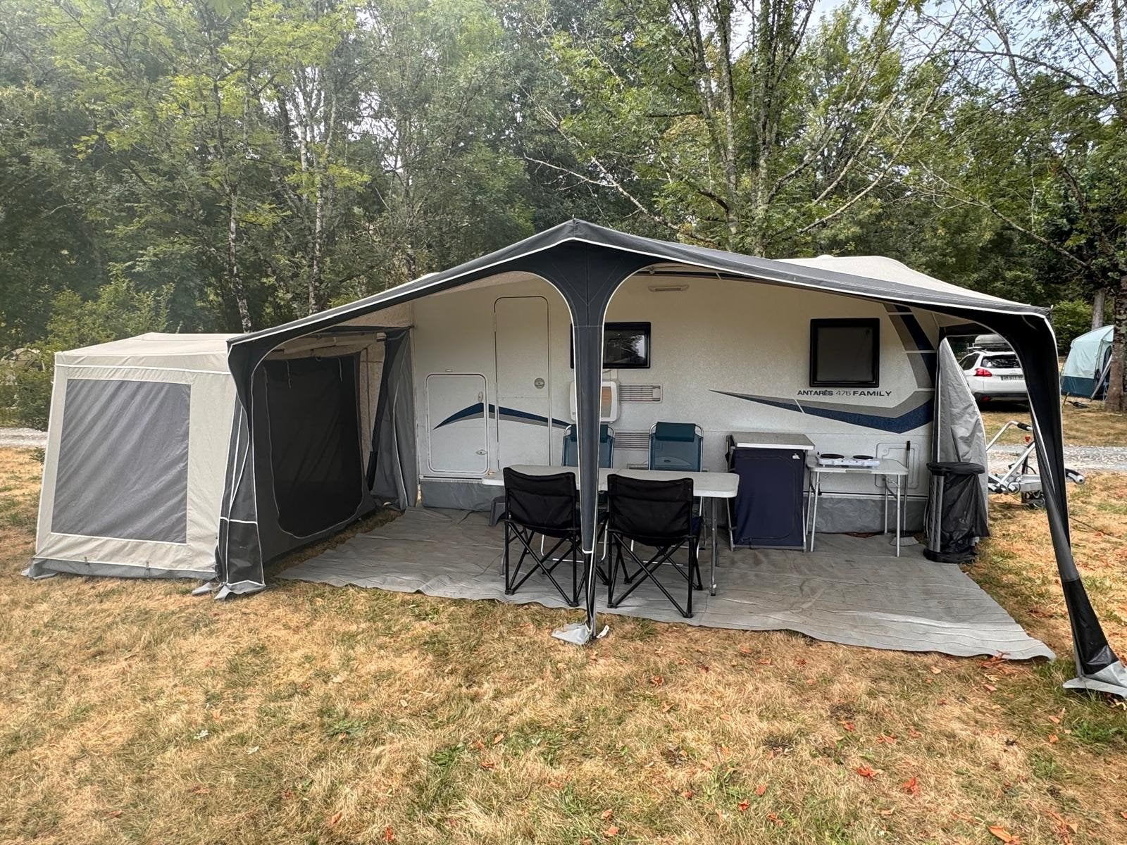 Caravelair Antarès 476 Family 2019 - Compleet klaar, Treinzit, Particulier, Reservewiel, Caravelair