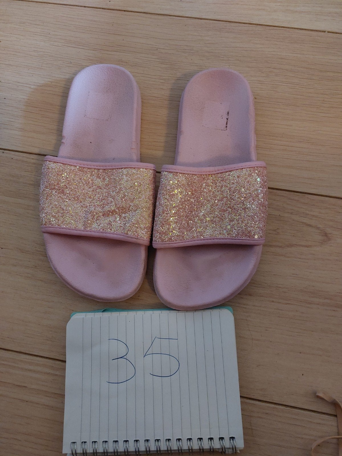 Roze slippers met glitters, maat 35, Ophalen, Gebruikt, Meisje, Overige typen