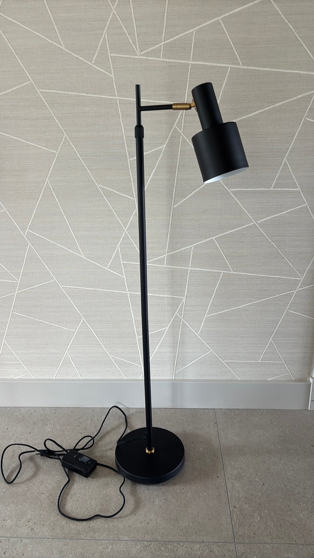 Karwei Vloerlamp Nordin, verstel- en dimbaar, Ophalen, E27 (groot), Zo goed als nieuw, Industrieel / Modern
