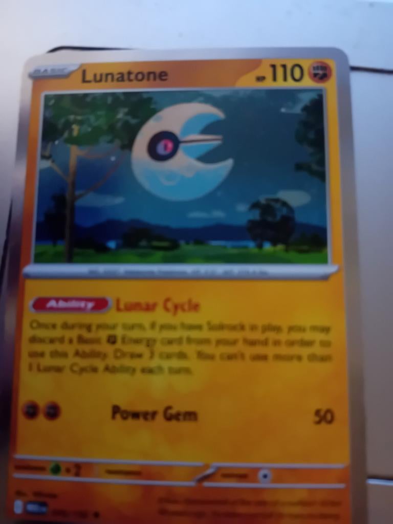 Pokémon Kaart Lunatone 110 HP - Lunar Cycle Ability, Ophalen of Verzenden, Zo goed als nieuw, Losse kaart, Foil