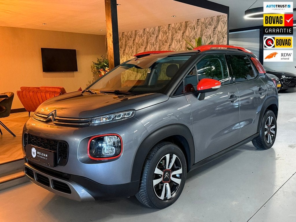 Citroen C3 Aircross 1.2 S&S Feel|Automaat|Rode accenten|360, Auto's, Stof, Gebruikt, Met garantie (alle), Parkeersensor
