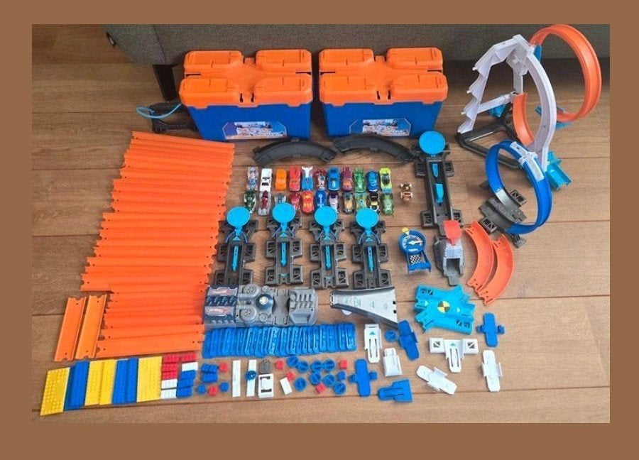 Grote Hot Wheels set, Ophalen, Racebaan, Zo goed als nieuw, Met looping