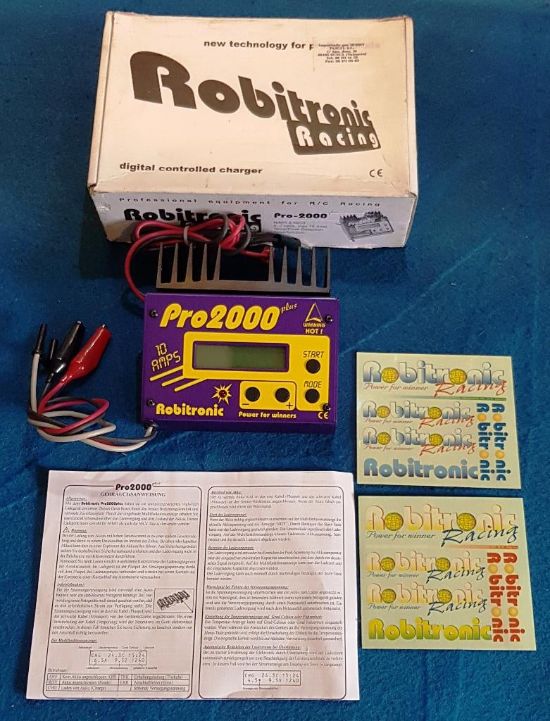 Robitronic Pro-2000 professionele lader voor NiMH & NiCd, Verzenden, Zo goed als nieuw