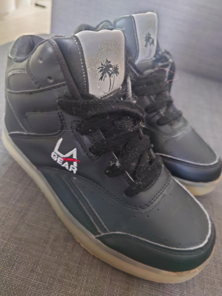 LA Gear sneakers maat 31, Gebruikt, Ophalen of Verzenden, LA Gear, Jongen of Meisje