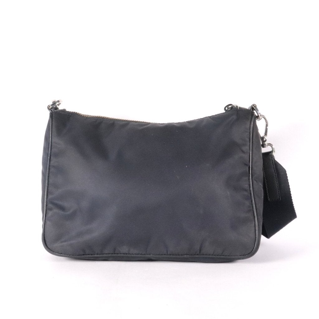 Prada Nylon Re-up Bag - Nette Staat, Prada, Gebruikt, Support@prada.com, Prada S.p.A., 1 Via A. Manzoni, 
20121 Milan
Italy