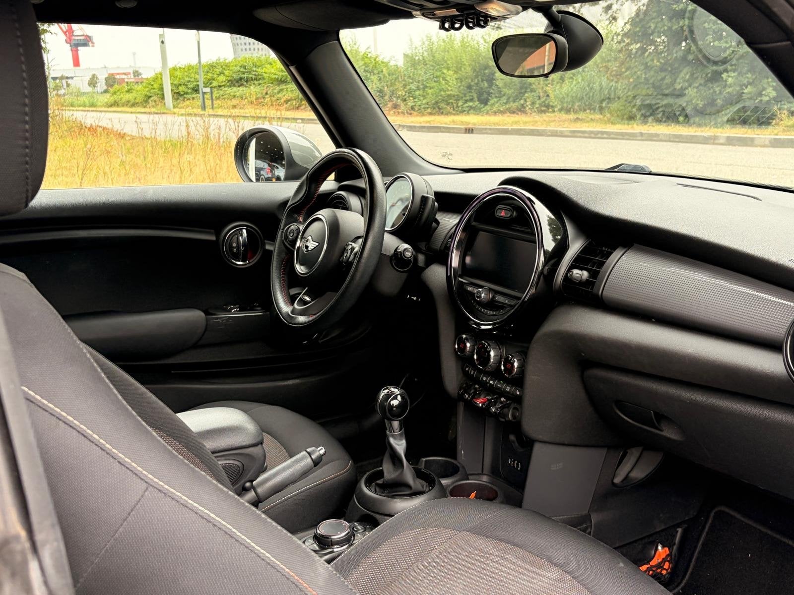 MINI 3-deurs 1.5 Cooper Pepper | John Cooper Works | Stoelve, Auto's, Mini, Voorwielaandrijving, 4 stoelen, 49 €/maand, Bedrijf
