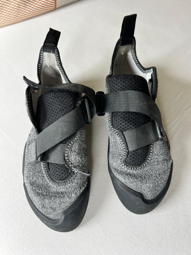 Decathlon First Climb Klimschoenen - Maat 38, Sport en Fitness, Klimsport, Ophalen of Verzenden, Zo goed als nieuw, Klimsportschoenen