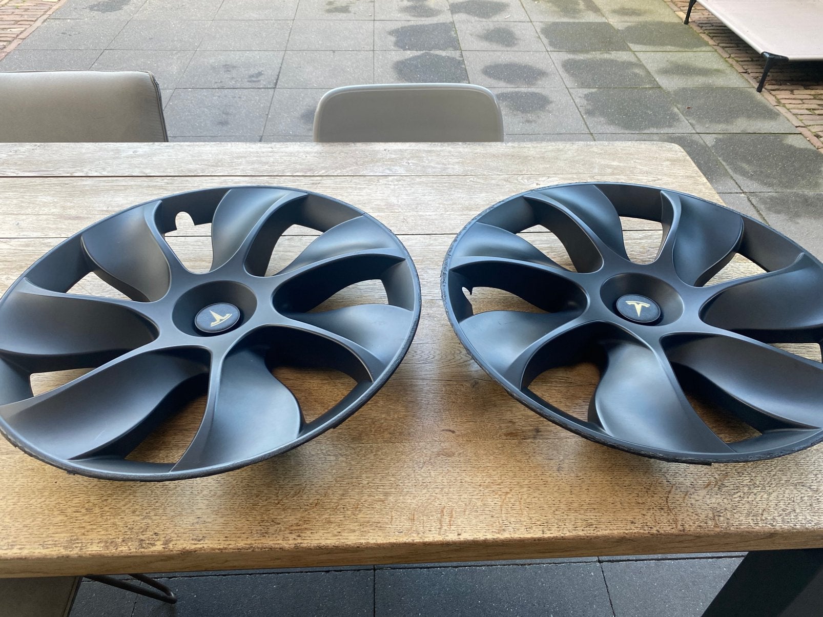 Tesla model y 2022/2024 19inch turbine wieldoppen, Auto diversen, Wieldoppen, Ophalen, Gebruikt