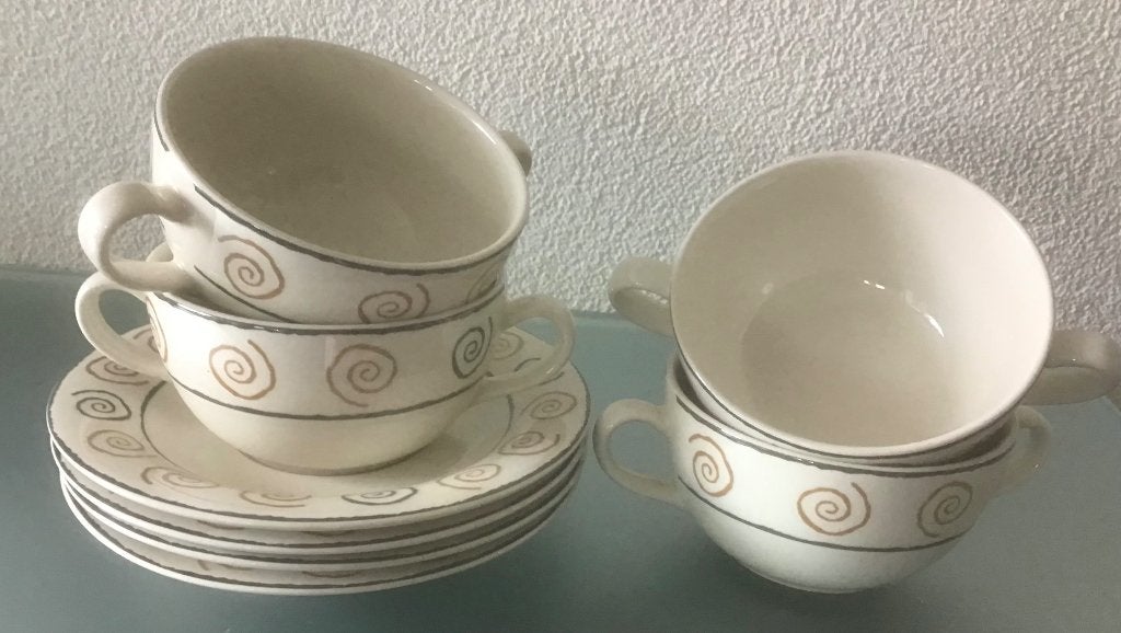 4 soepkoppen met schotel Royal Orchid, Ophalen of Verzenden, Zo goed als nieuw, Overige stijlen, Kop(pen) en/of Schotel(s)
