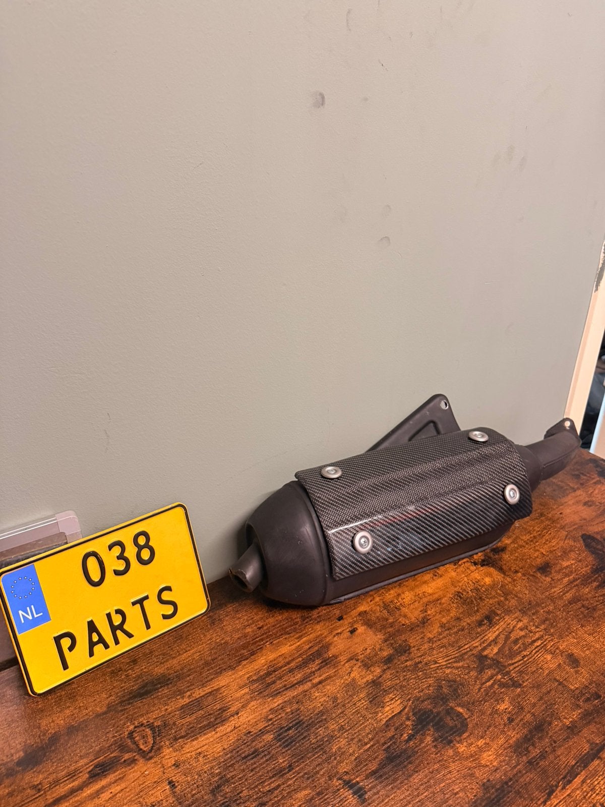 SM06 Carbon - Piaggio 125/180cc, Ophalen of Verzenden