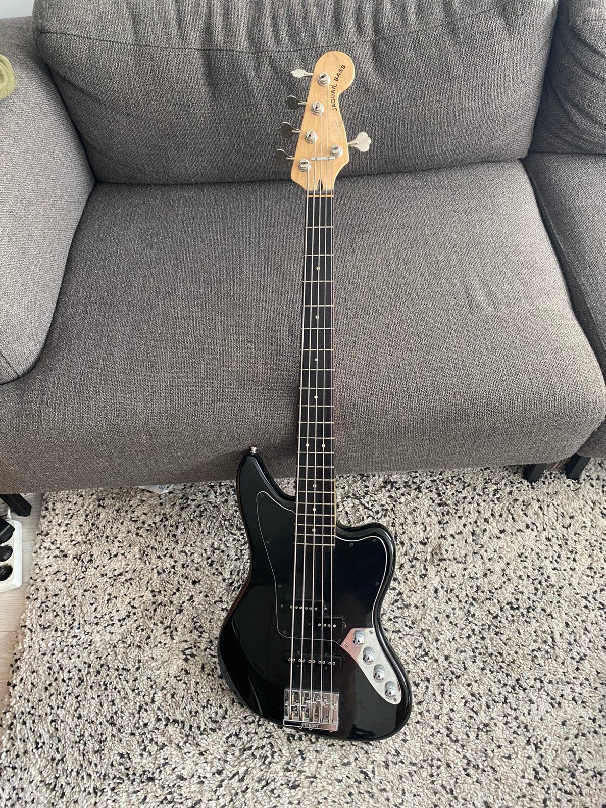 Squier Jaguar Bass - 5 snaar - actief (2014), Muziek en Instrumenten, Ophalen