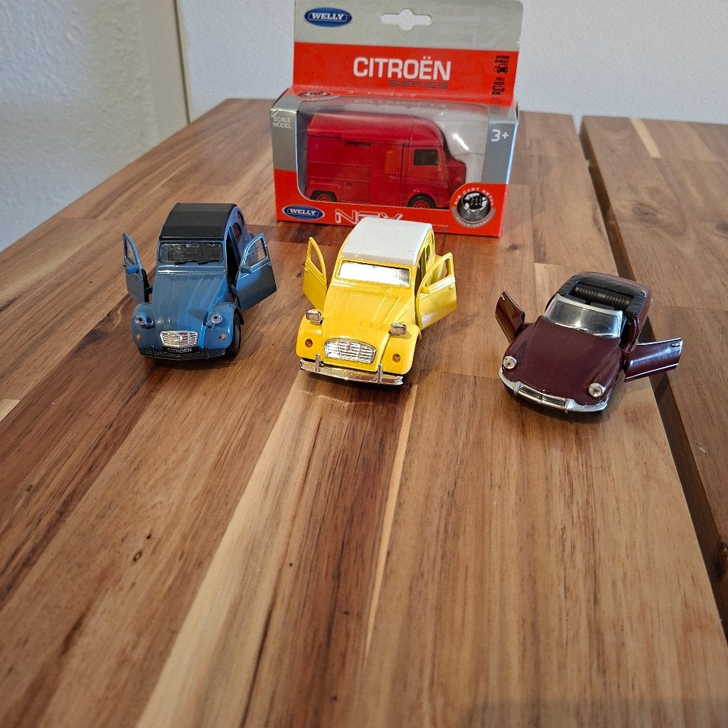 WELLY CITROËN COLLECTION/MERCEDES BENZ COUPE V.LIEFHEBBERS., Verzenden, Nieuw, Auto, Welly
