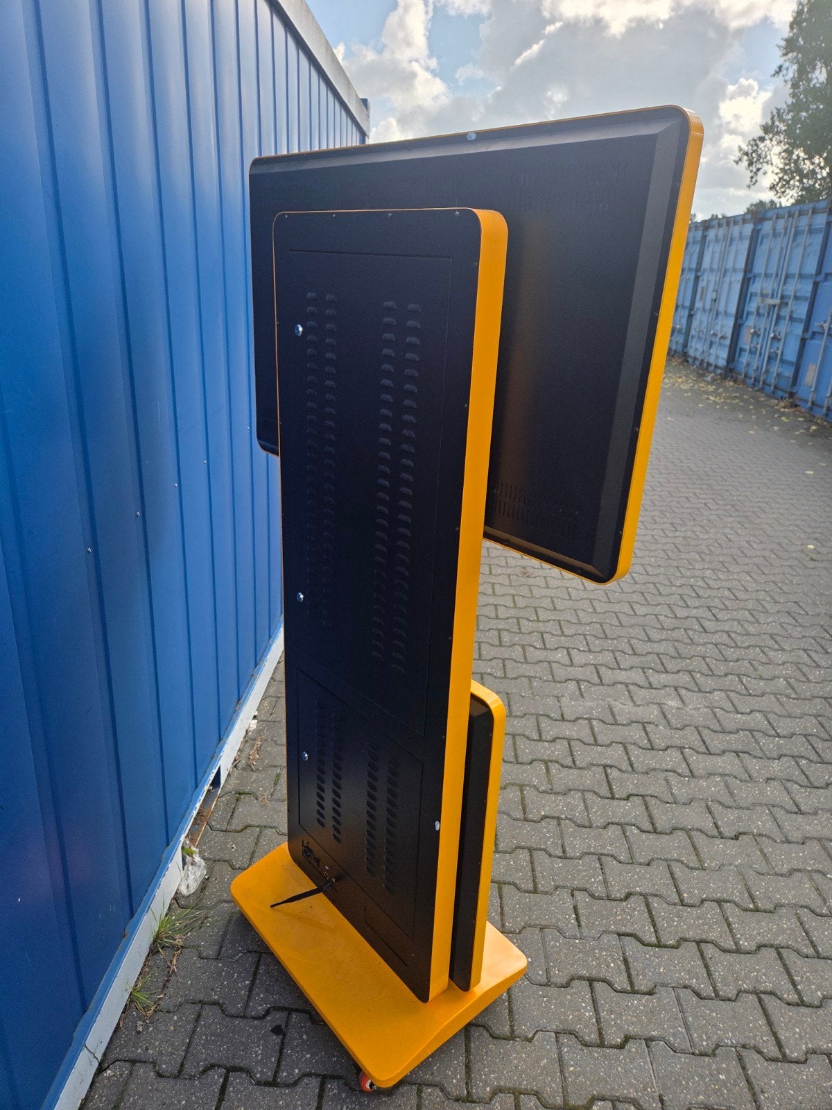 Digitale Signage / Narrowcasting Display / Monitor / TV, 50 Hz, Onbekend, Onbekend, 100 cm of meer