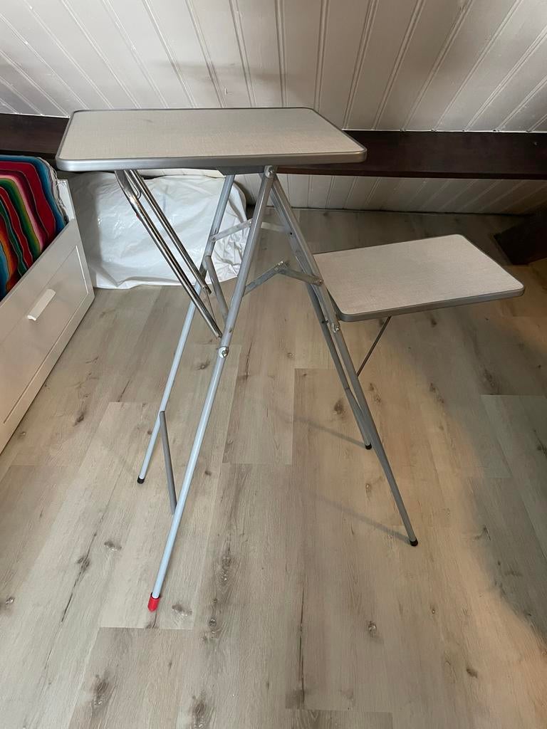 Handige dia projector tafel - Ophalen, Audio, Tv en Foto, Diaprojectors, Ophalen of Verzenden, Gebruikt