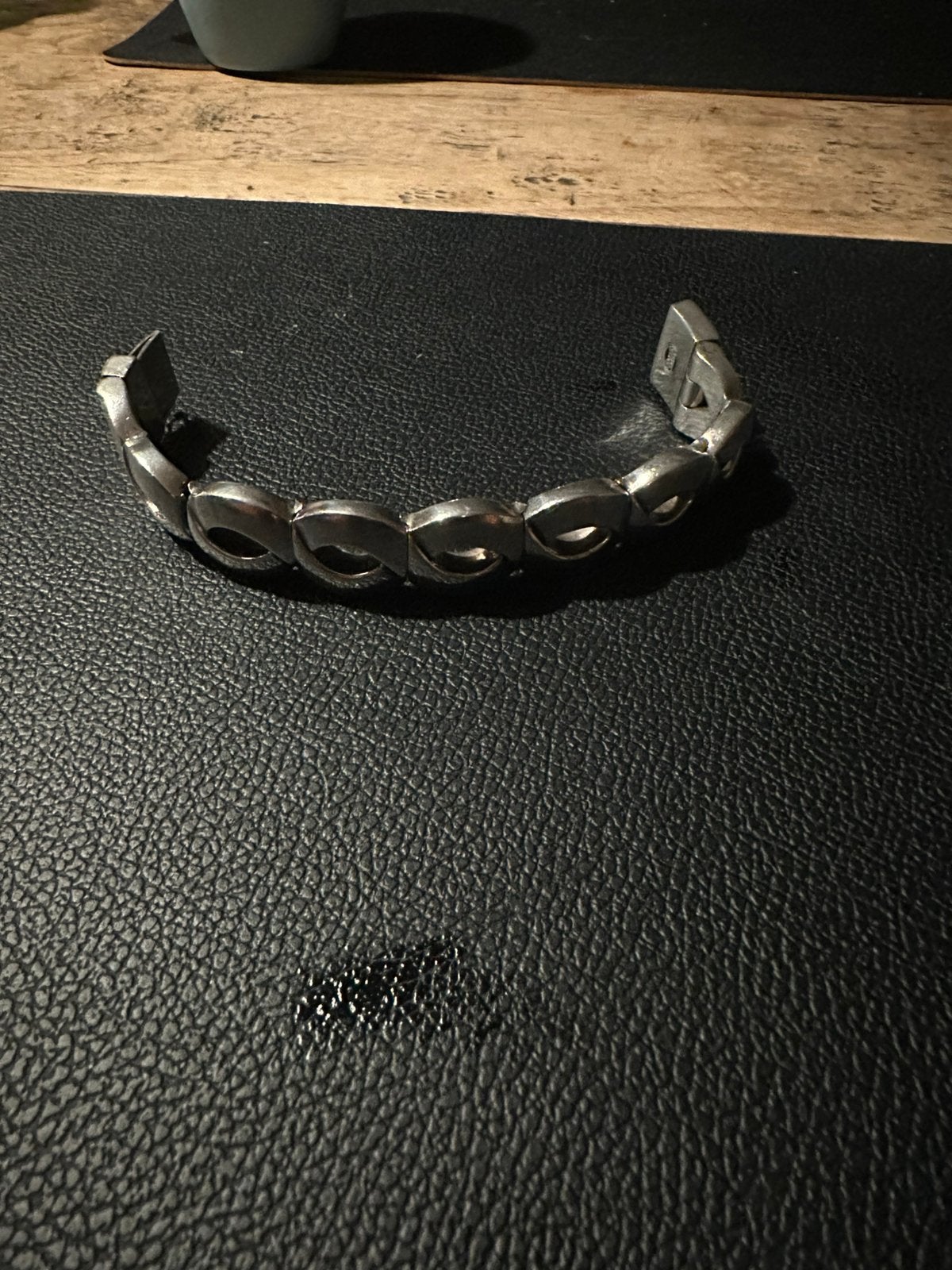 Buddha to buddha dames ermband, Sieraden, Tassen en Uiterlijk, Armbanden, Ophalen of Verzenden, Zo goed als nieuw, Zilver