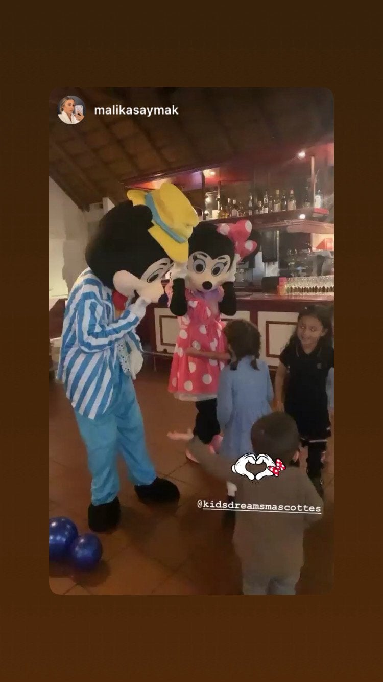 Mickey en Minnie Mascotte Samen incl. de leukste acteurs !, Ophalen, Zo goed als nieuw, Verjaardag