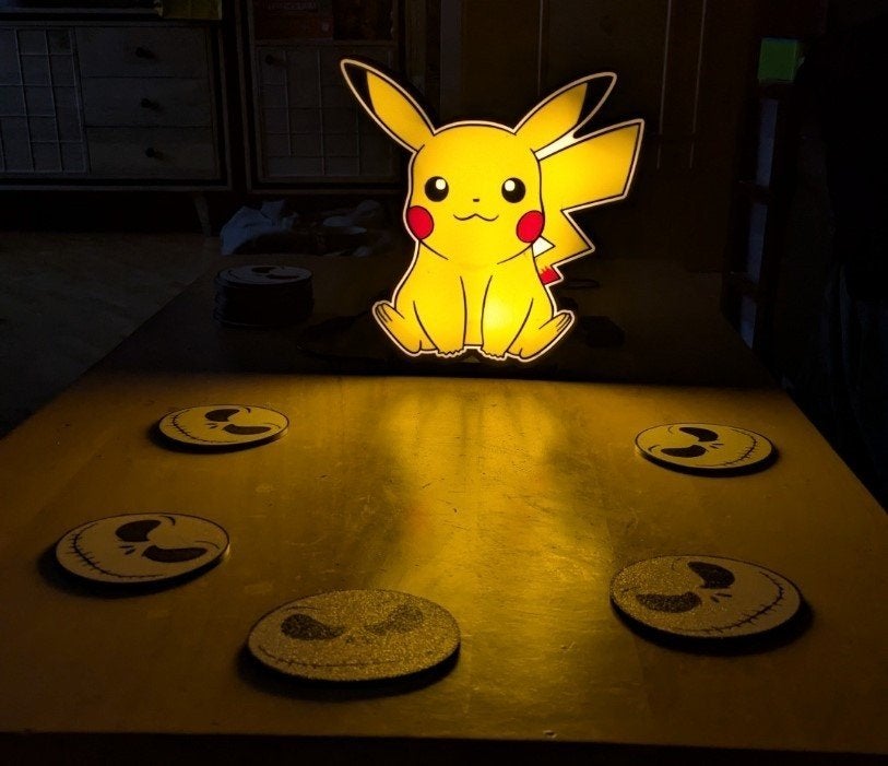 Pikachu LED lamp - Perfect voor Pokémon fans!, Ophalen, Kunststof, Zo goed als nieuw, Modern