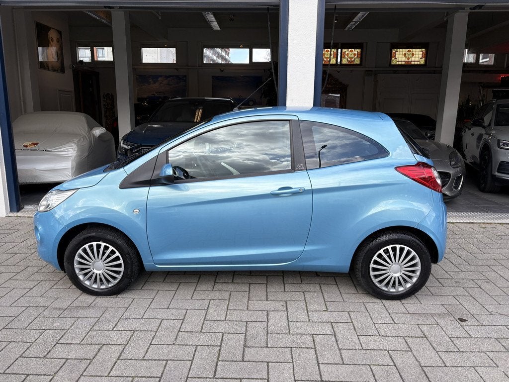 Ford Ka 1.2 Style start/stop AIRCO/DEALER OND/TOPSTAAT/NL AU, Voorwielaandrijving, Gebruikt, 4 cilinders, Start-stop-systeem